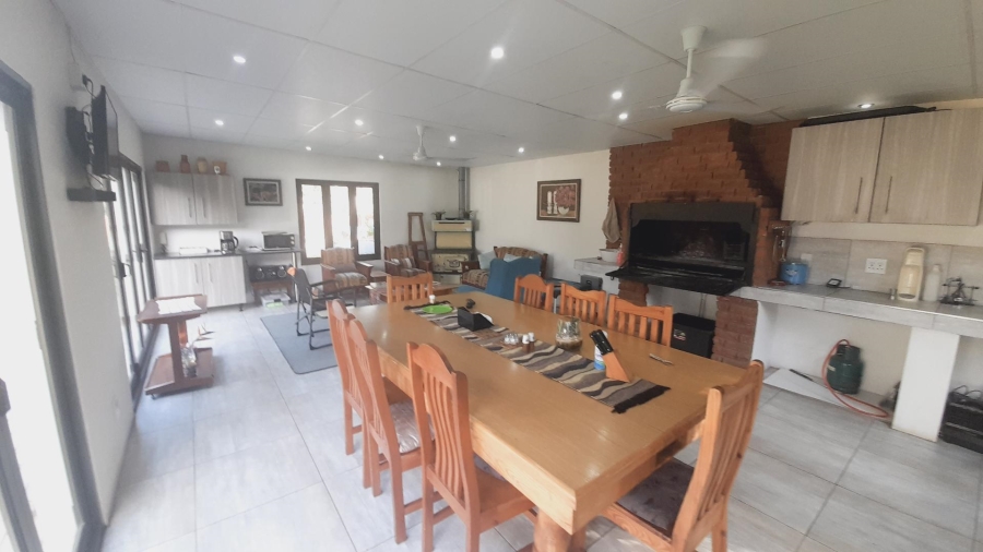 6 Bedroom Property for Sale in Kameeldrift-Wes North West